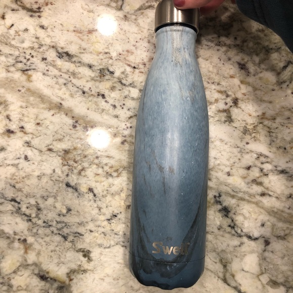 Brand new swell water bottle - Picture 2 of 2